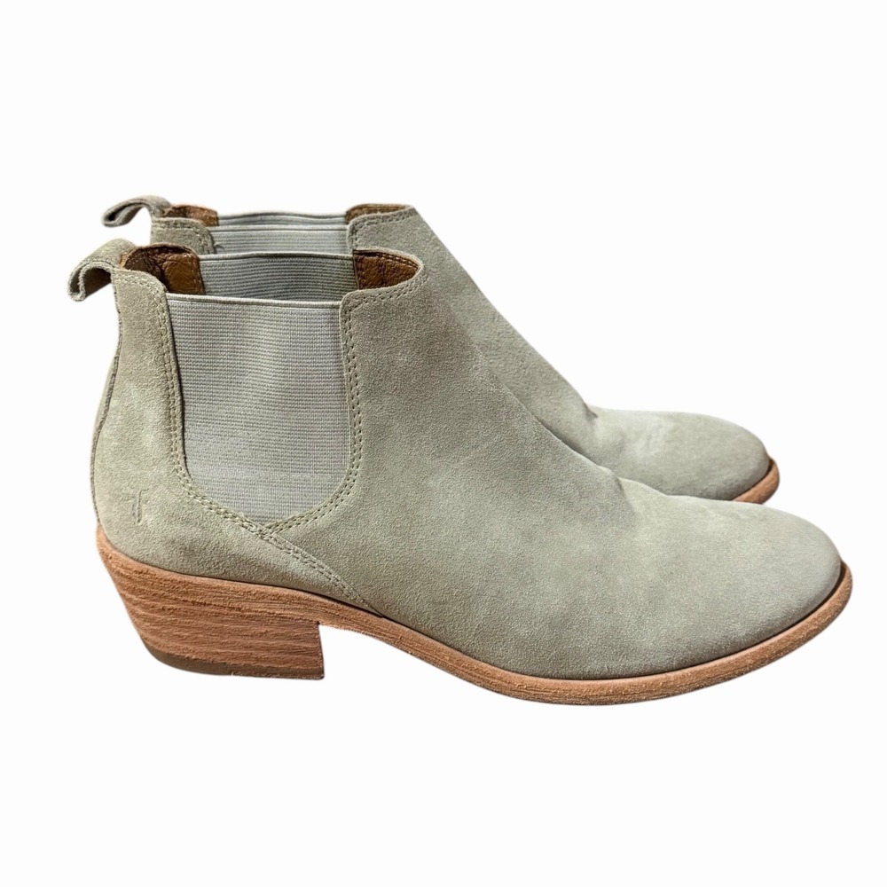 Frye Women's Size 7.5M Light Gray Suede Chelsea Ankle Boots Leather Soles